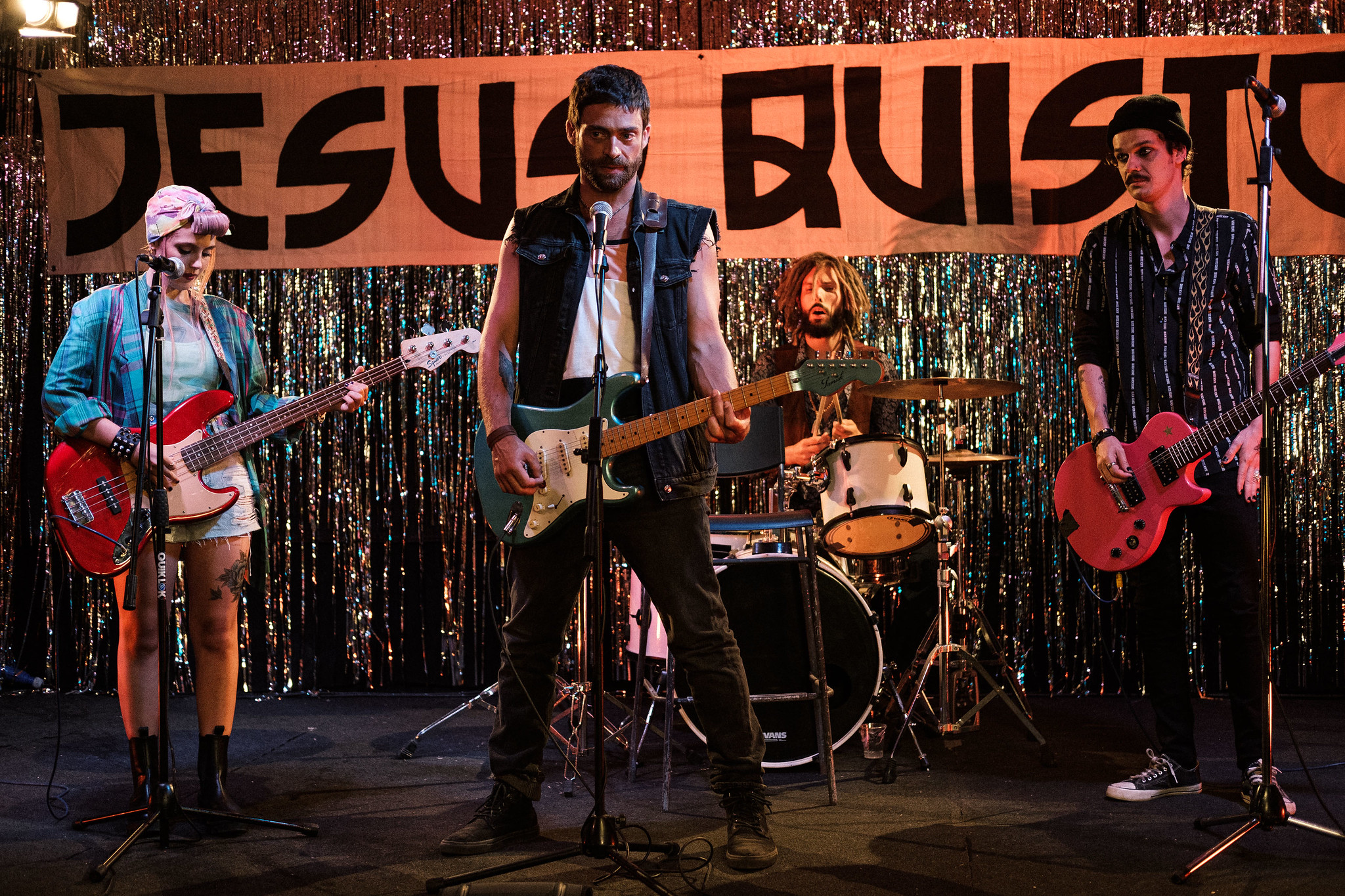 É fã dos Jesus Quisto, a banda de “Pôr do Sol”? Agora já pode ouvir as músicas no Spotify