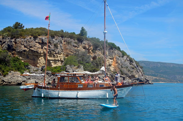 Férias à grande e em alto mar ou rio. 6 sítios para alugar um barco e fazer a festa com os amigos