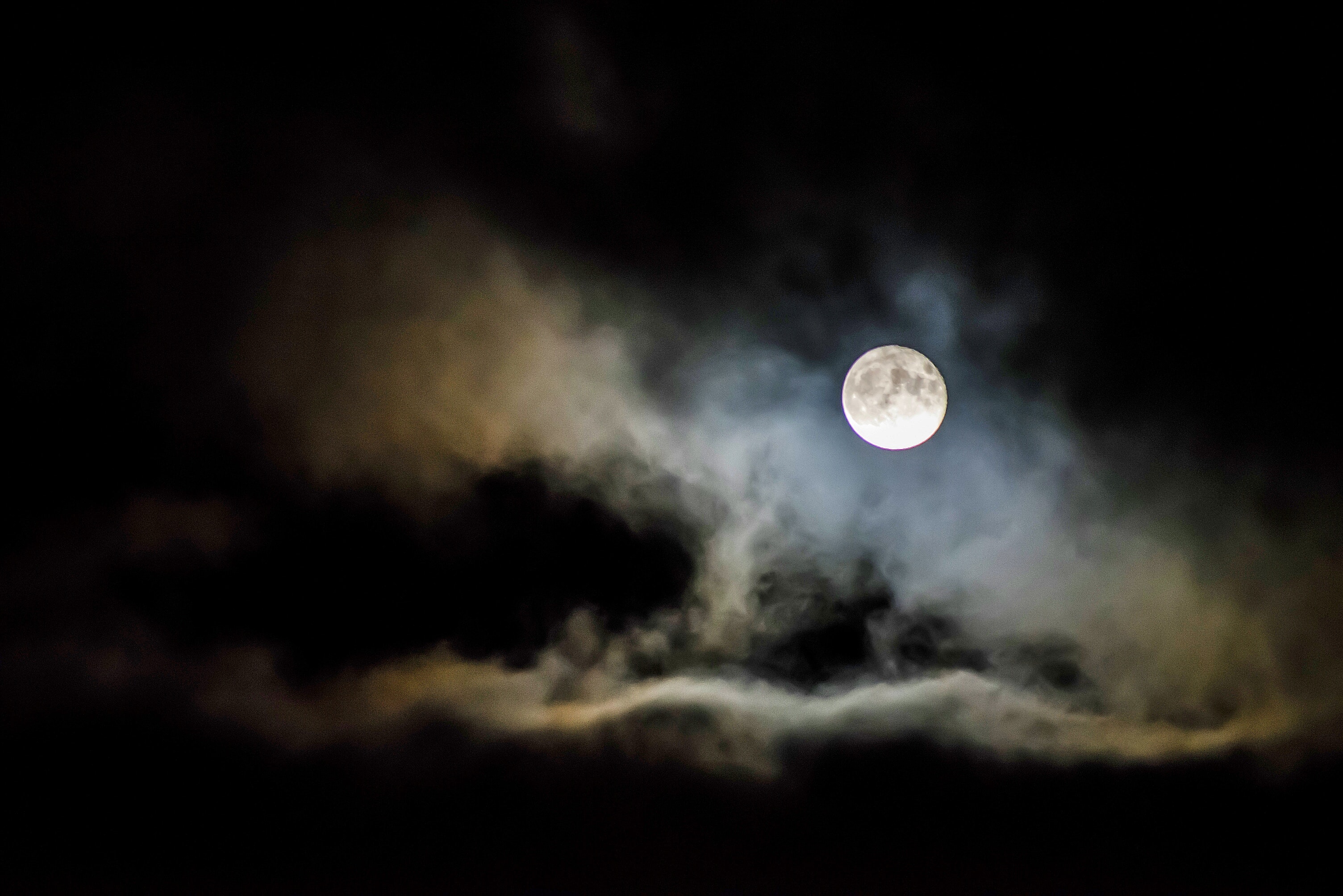 A última Super Lua de 2020 é esta semana. Saiba qual o melhor dia e hora para a ver