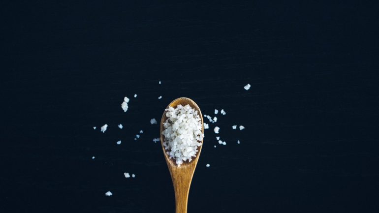 Alimentos que duram uma década (ou muito mais) na despensa