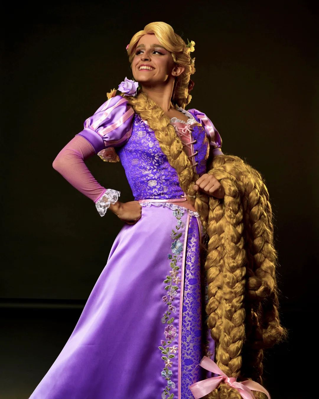 “Rapunzel” chegou ao teatro e promete surpresas para toda a família. Saiba quanto custam os bilhetes