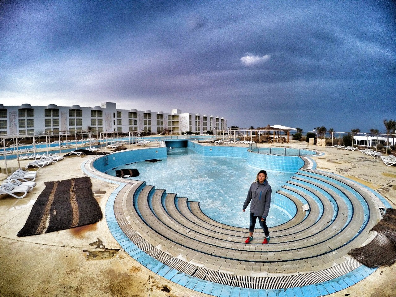 30 fotos impressionantes de piscinas abandonadas