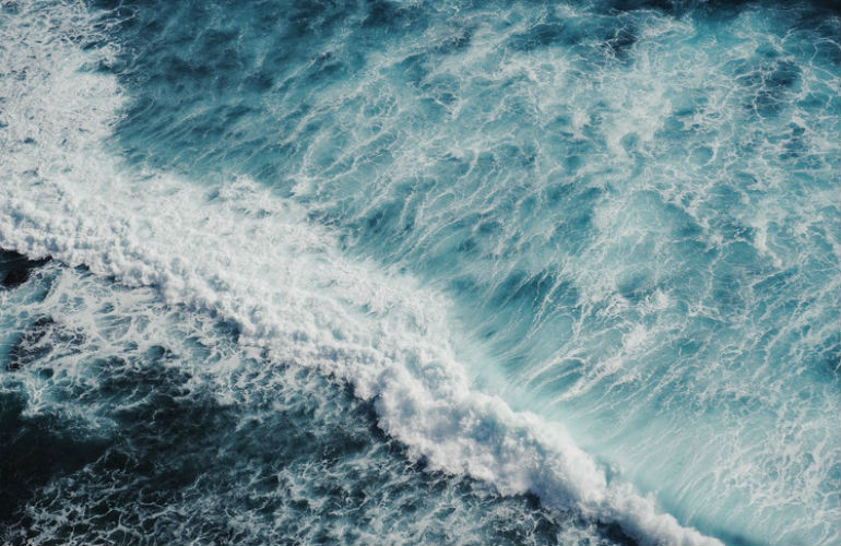 Oceanos vão mudar de cor em menos de uma década