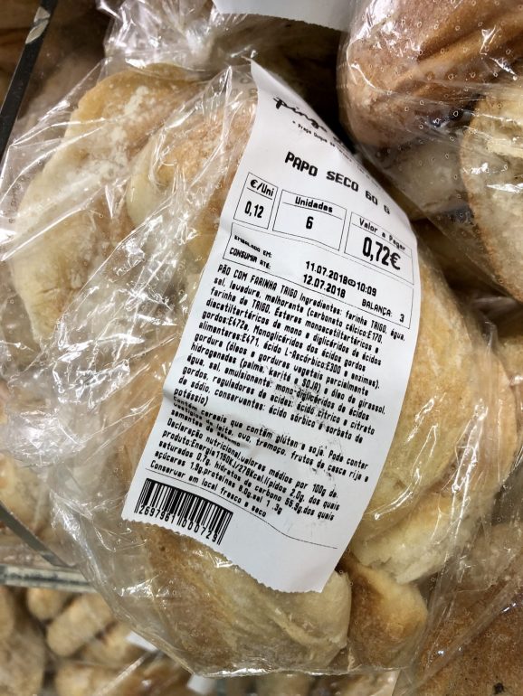 Um papo seco com perto de vinte ingredientes