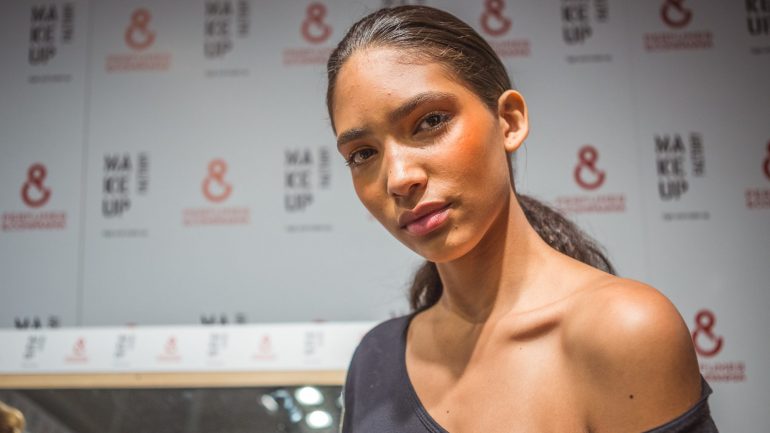 Beatriz Machado tem apenas 15 anos e, por isso, não pode fazer todo o tipo de exercícios