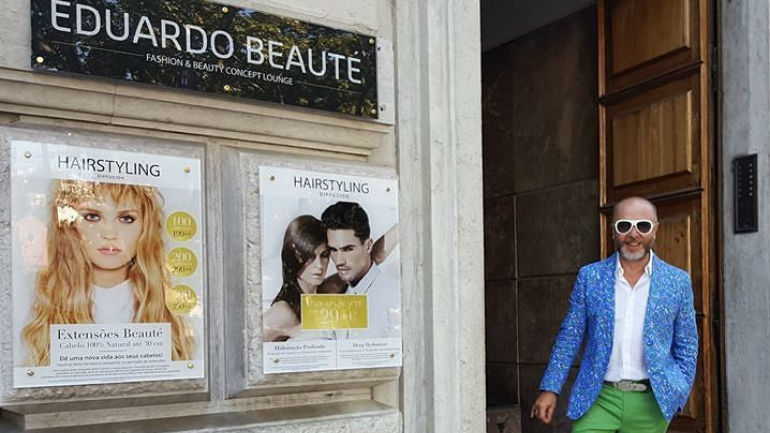 Em 2018, teve que fechar o salão da Avenida da Liberdade