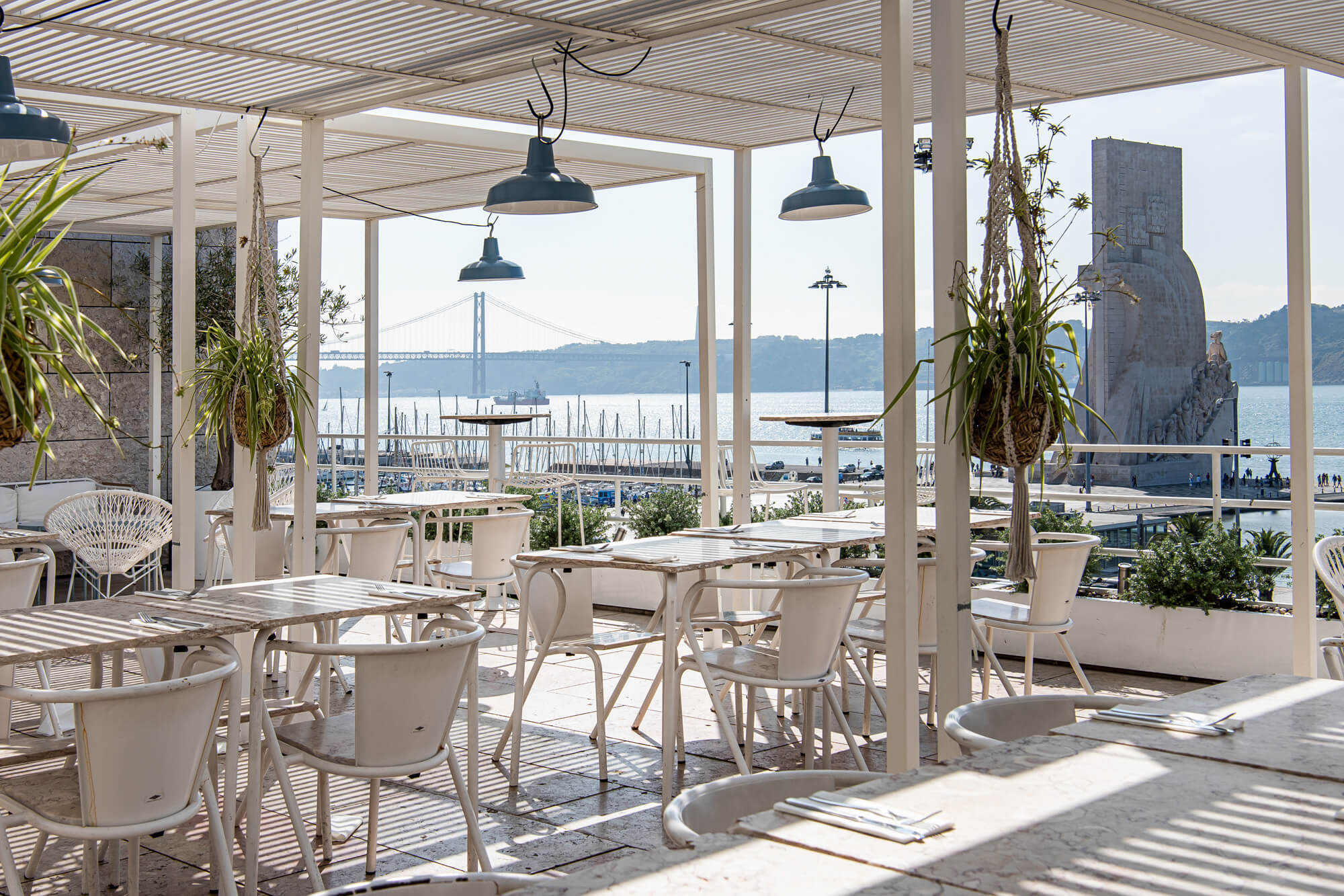 10 restaurantes com as melhores vistas deste Verão