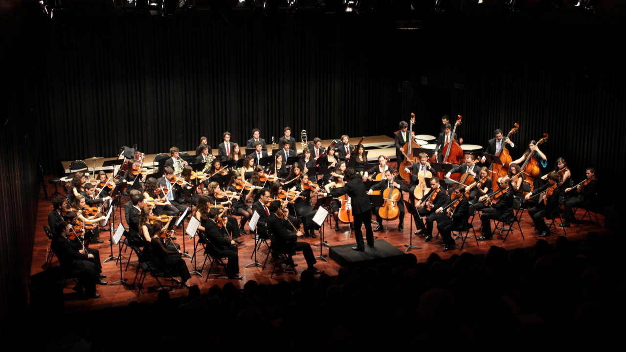 A Orquestra de Espinho vai celebrar o Natal no Casino de Espinho, em Aveiro