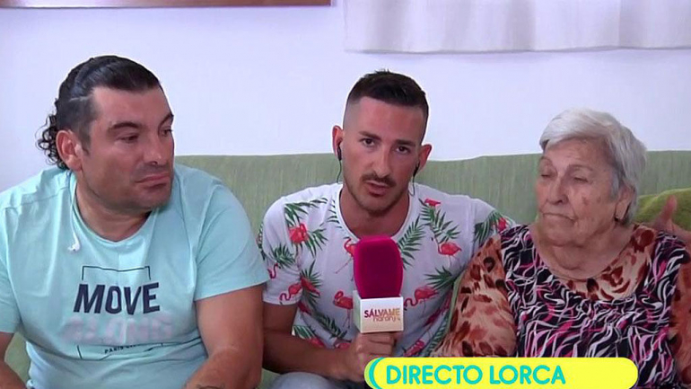 Em 2018, o tio e a avó de Georgina deram uma entrevista à rede espanhola Telecinco a relatar as dificuldades económicas em que viviam