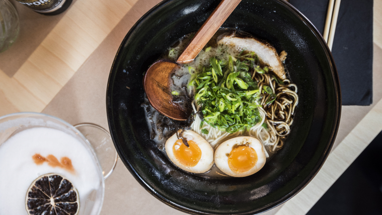 5 restaurantes asiáticos para quem (não) adora sushi