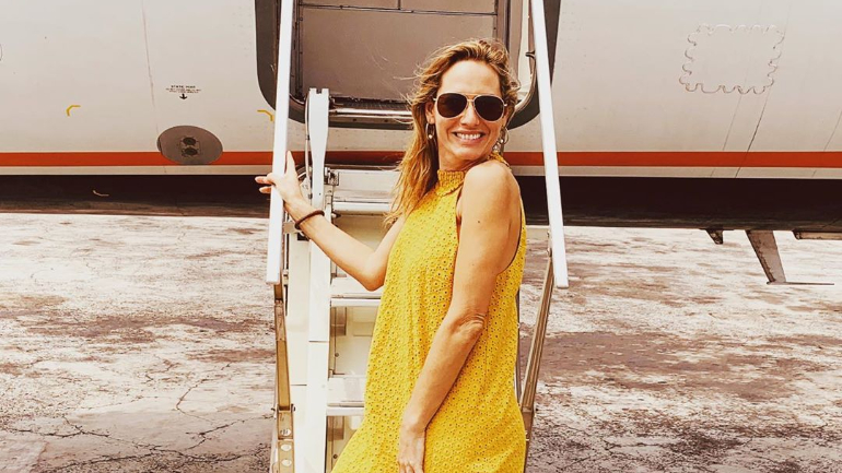 Fernanda Serrano está de férias com um novo amor