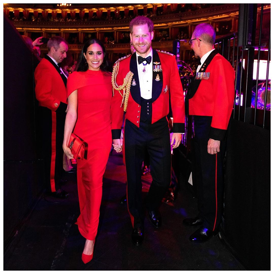 Harry e Meghan Markle assinam com Netflix e vão produzir em documentários e filmes