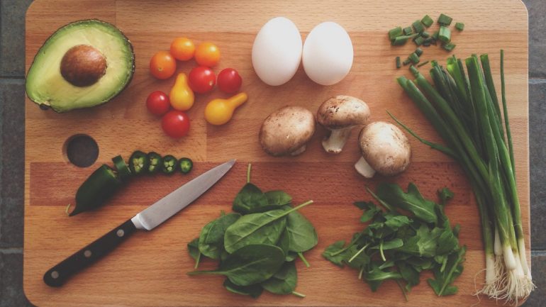 10 truques para evitar que se instale o caos enquanto cozinha