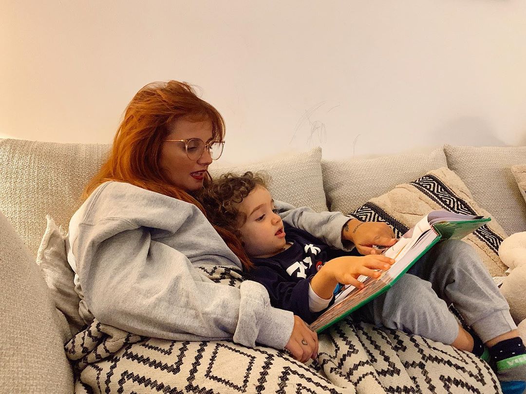 Carolina Deslandes filma filho mais velho a dizer a palavra “mãe” pela primeira vez