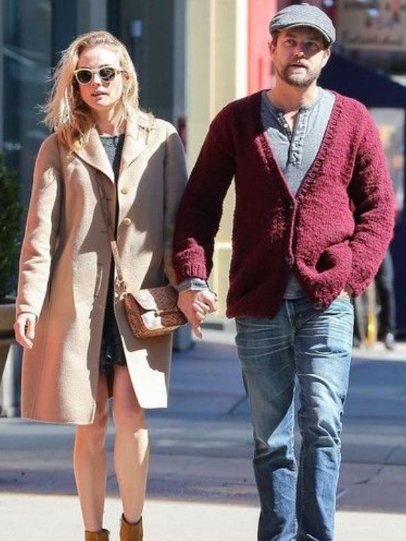 Diane Kruger com a carteira desenhada pelo seu amigo Jason Wu 