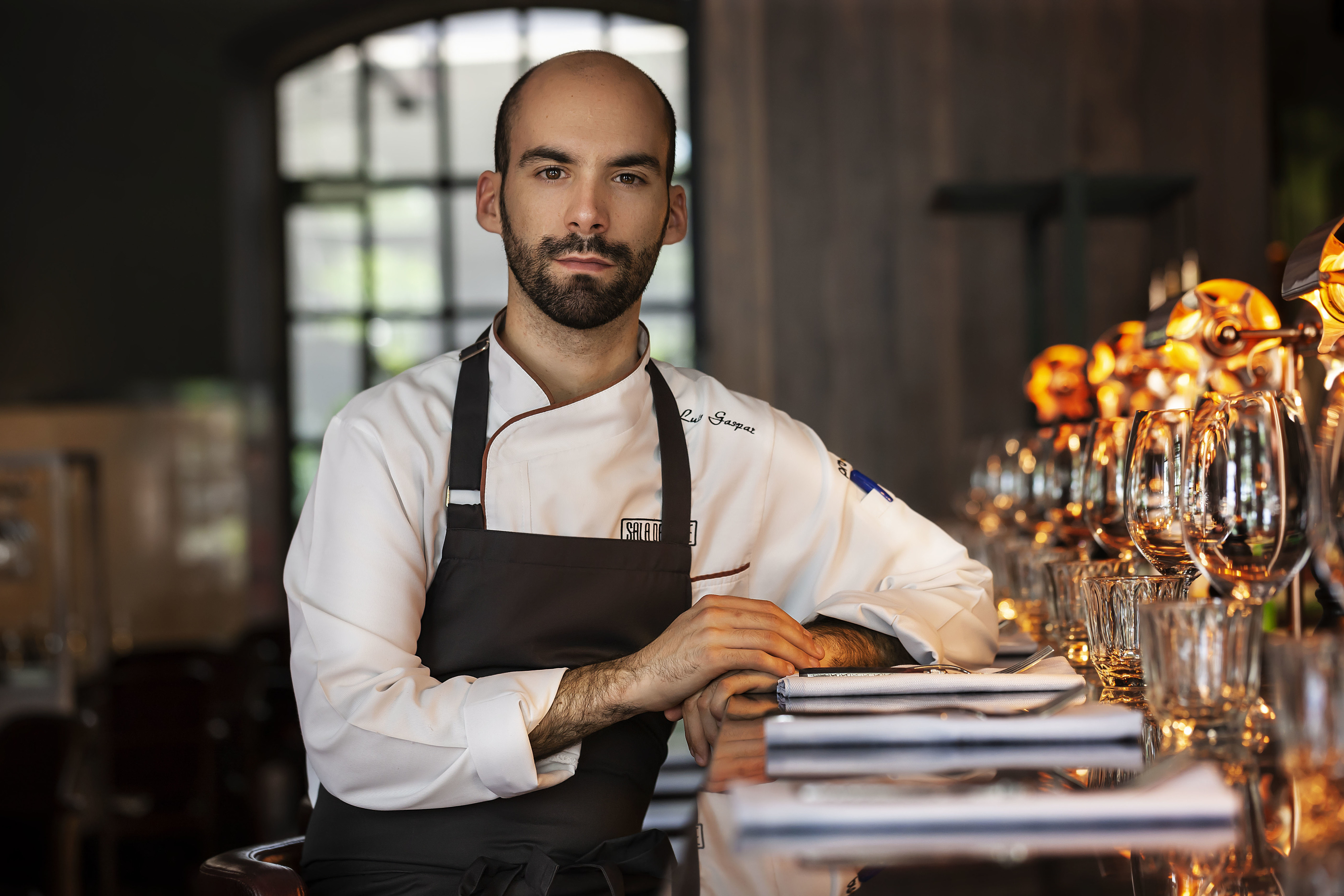 Luís Gaspar vai abrir restaurante focado em peixe. Chef arrasa no Chefs on Fire com prato da Sala de Corte