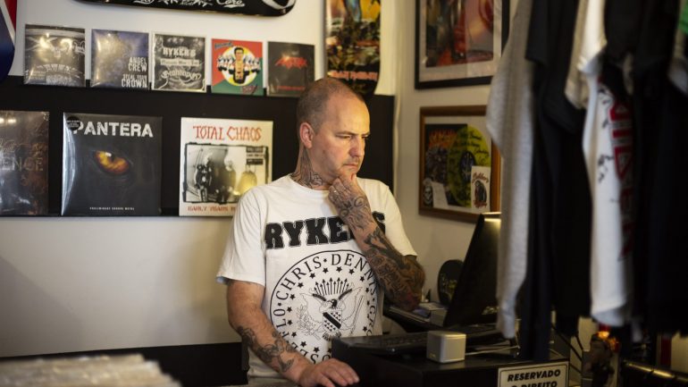 Atualmente, Emanuel dedica-se à sua loja de streetwear e tatuagens, bem como à organização e promoção de eventos