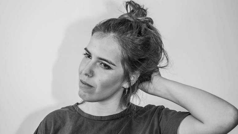 Ana Sousa pede que lhe contem histórias e transforma-as em peças de teatro especiais