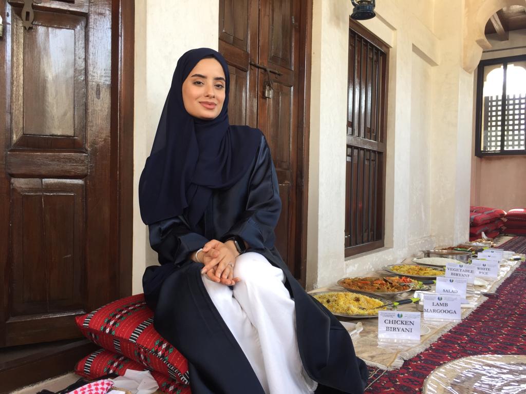 Uma pão de forma no Dubai levou-nos até ao maior anel de ouro e a conhecer a “Beyoncé” do Oriente