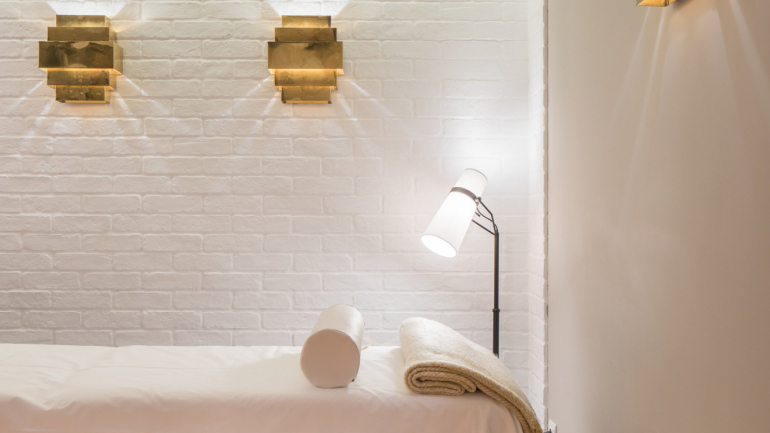 O spa do The Lumiares Hotel é feito de linhas simples e clean