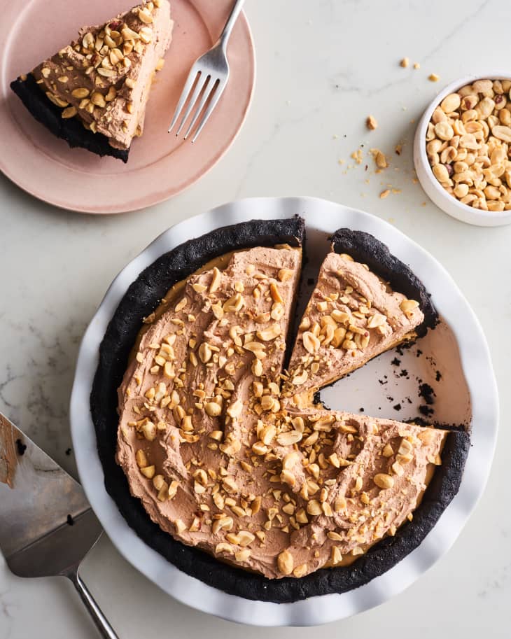 Receita. Esta tarte de manteiga de amendoim com crosta de chocolate demora 10 minutos a preparar