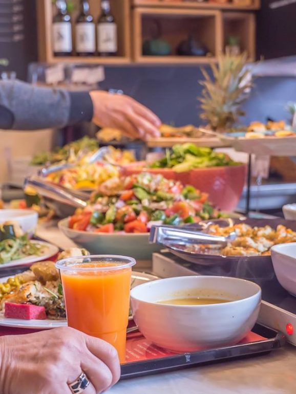 O daTerra funciona em modo buffet e todas as opções são 100% vegetarianas