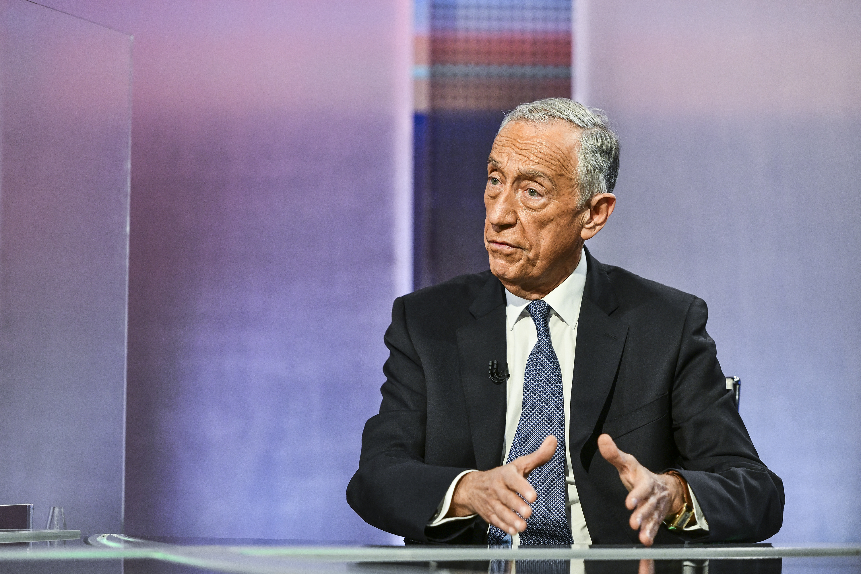 Marcelo Rebelo de Sousa reeleito à primeira volta e Ana Gomes em segundo lugar