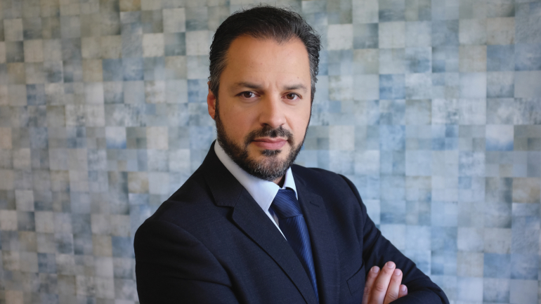 Pedro Brás, psicoterapeuta da Clínica da Mente, acredita que a falta de tempo é um grande entrave para as mães solteiras se relacionarem com novas pessoas 