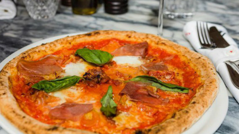 Há mais de 12 tipos de pizza, massas e risottos