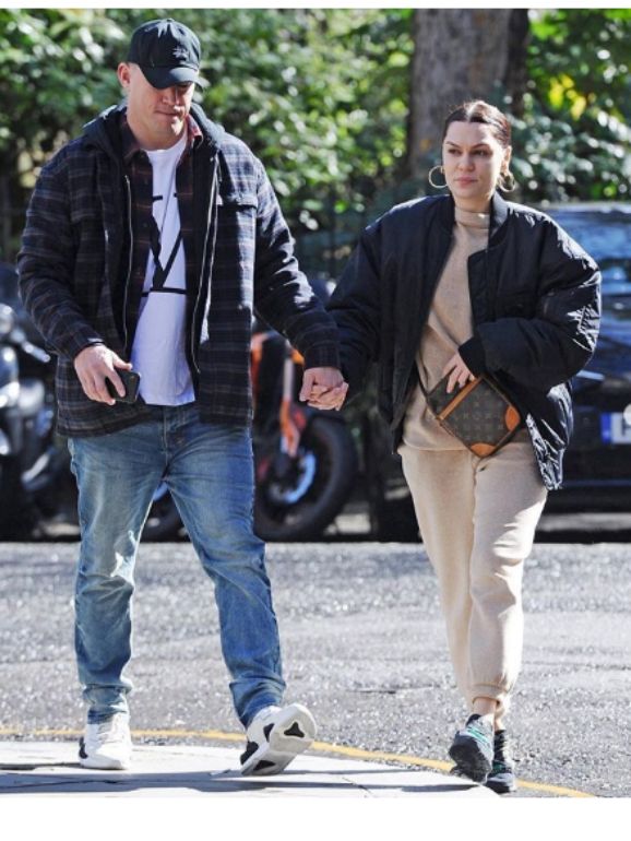Os dois foram vistos a passear, felizes, em Londres