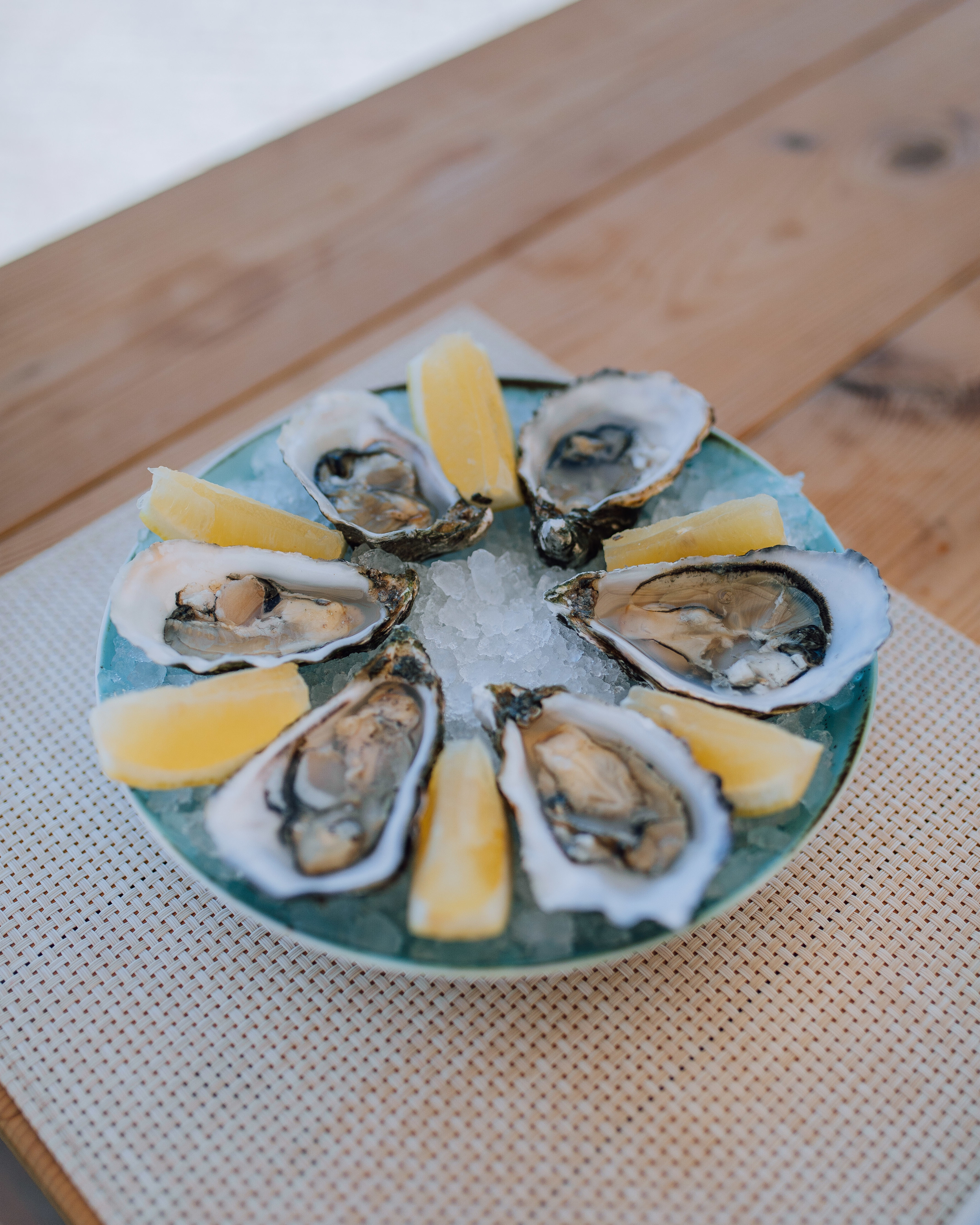 Dia Mundial da Ostra. Ao natural, com yuzu ou mirtilo, saiba onde celebrar o sabor a mar