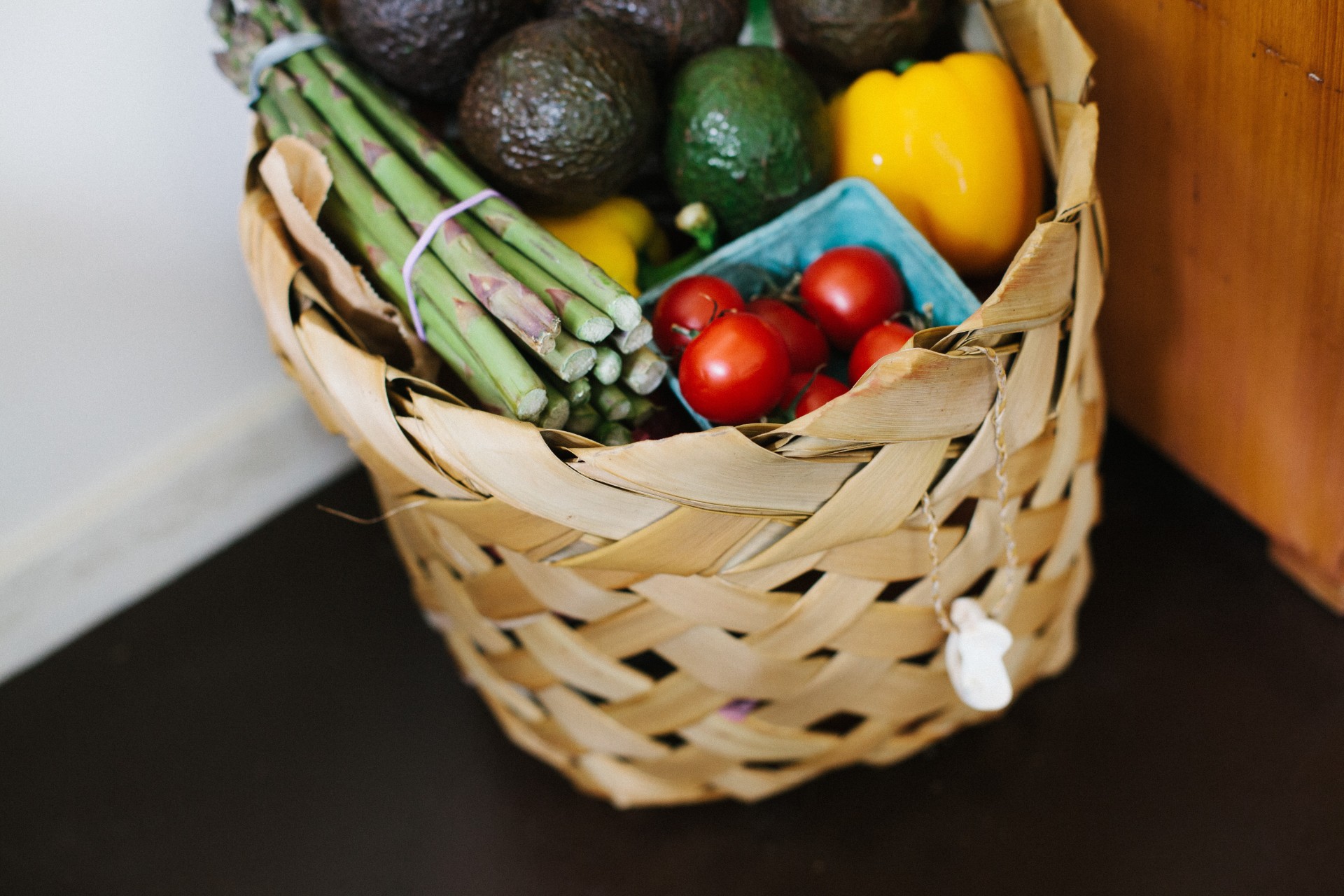 Maria do Pomar. Os novos cabazes de frutas e legumes que lhe chegam a casa em 24h (em Lisboa e no Porto)