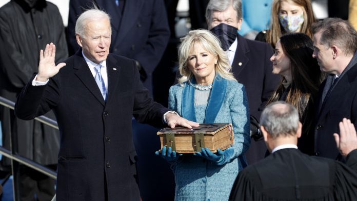 Sem nunca referir Trump, Joe Biden prometeu ser o presidente de todos os americanos