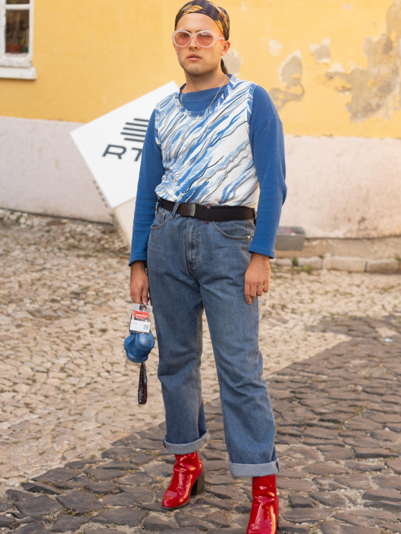 ModaLisboa. Desafiámos um humorista que percebe zero de moda a analisar os looks mais excêntricos (e o resultado é hilariante)