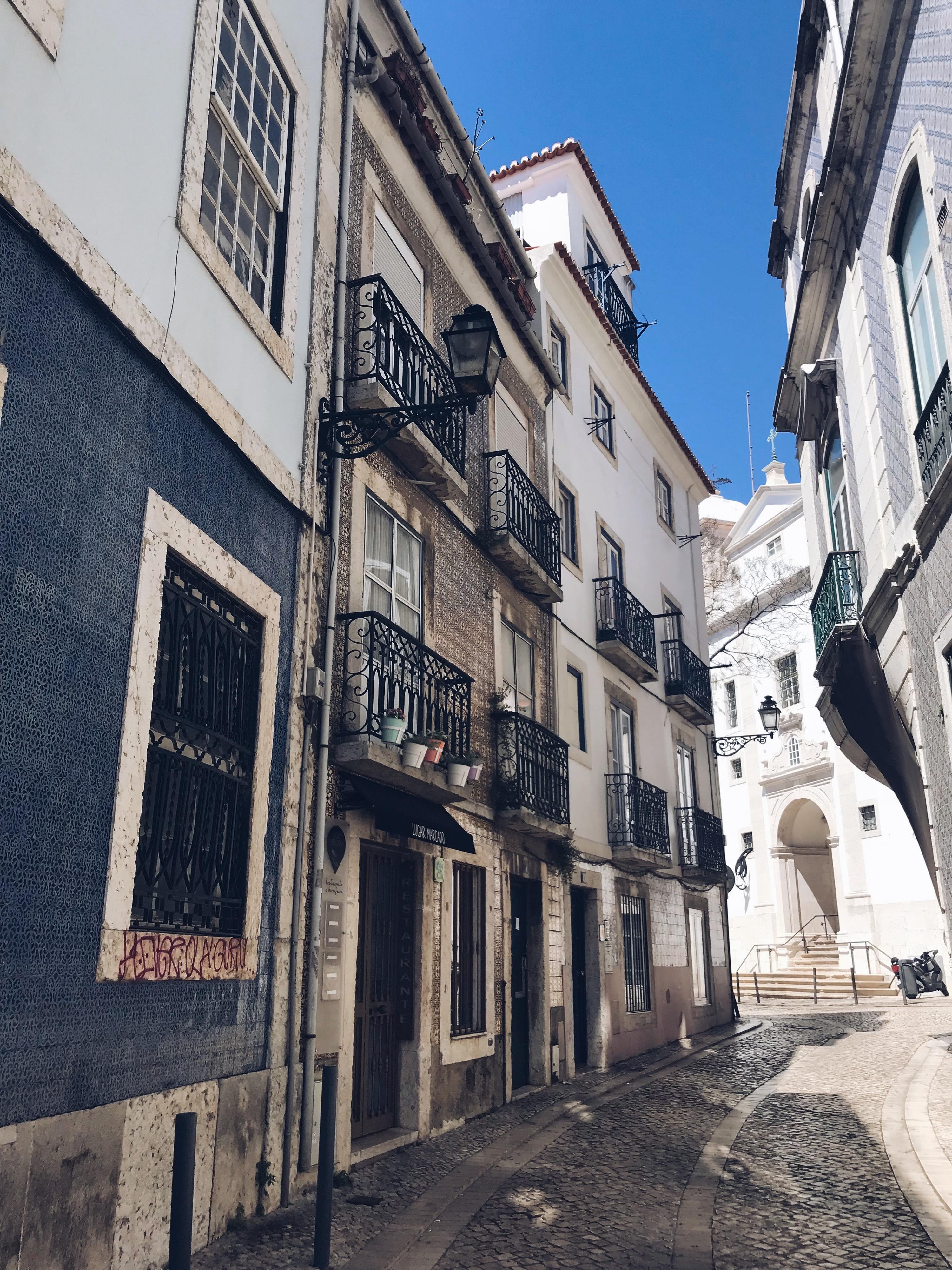 Fernando Medina quer “livrar-se do Airbnb”